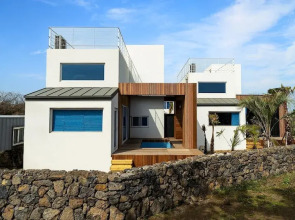 Jeju Muabyeoljang Dokchaepension