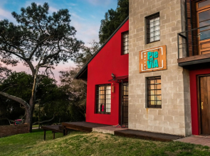 Pie De Vía Home