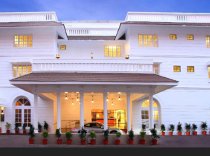 Hotel Luciyapalace
