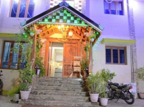 Hotel Vaani Villa