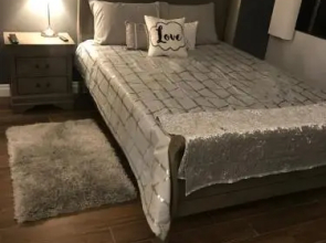 Amazing Spare Bedroom ... 2/B 2/B suite Behind LV Convention Center