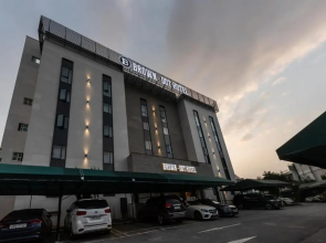 Brown-Dot Hotel Dongchon Amusement Park