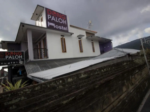 Dong Paloh Hostel