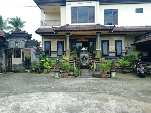 Hotel Mawar Sari RedPartner