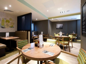 Premier Inn Salisbury South Milford