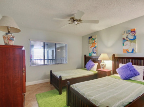 Land's End 404 Building 9 Top Floor/premier/updated/near Pool!