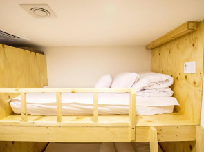 Step Inn Myeongdong 2 - Hostel