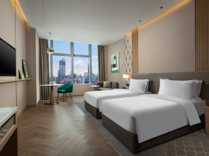 Holiday Inn Wuxi Central Station by IHG