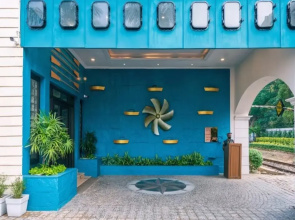 Polo Floatel Kolkata