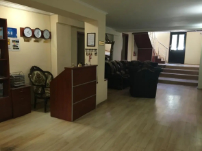Paradise Hotel