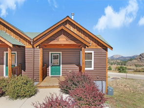 Comanche Peak 39 2 Bedroom Condo by RedAwning