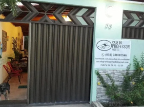 Casa do Professor Hostel