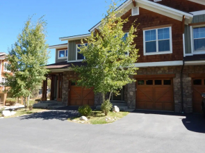 Telemark Townhomes Unit 582