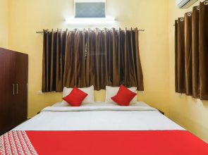 OYO Flagship 76590 Laavin Inn