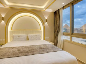 Pyramids Plateau Inn