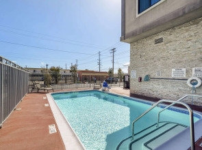 Best Western Plus Gardena Inn & Suites