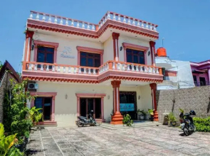 OYO 92638 Jr Residence Syariah