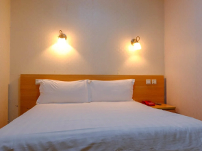 Rezen Meta Tree Hotel (City Center & The Bund, Shanghai)