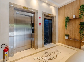 2BR apt w/ BBQ 750m From Beach Rvn2003