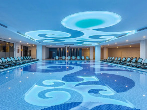 Villa Side Residence