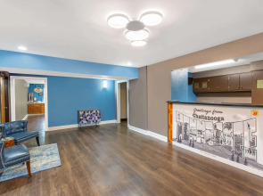Super 8 by Wyndham Chattanooga Lookout Mountain TN