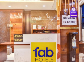 Fabhotel Om Palace