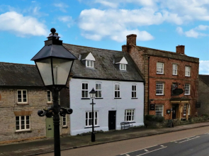Ilchester Arms