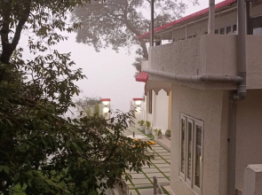 Charming 10-bedroom Forest Resort With Barbeque Bonfire