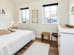 6 Person Holiday Home in Logstor
