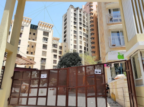Dreams Service Apartment