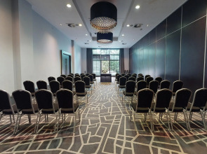 Village Hotel Farnborough