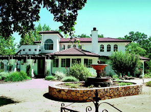 CasaLana Gourmet Retreats