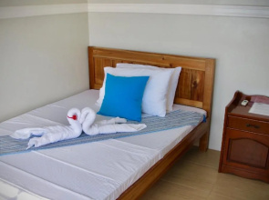 Romblon Fun Divers & Inn