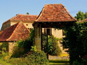 House With 4 Bedrooms in Peyre, With Private Pool, Enclosed Garden and