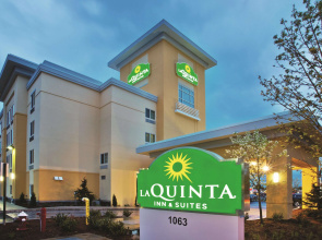 La Quinta Inn & Suites by Wyndham Bellingham