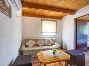 Holiday home Veki***