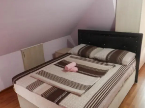 Nia Guest House