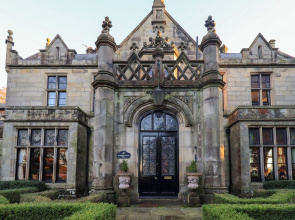 Summerlands Hall Gothic Apartment