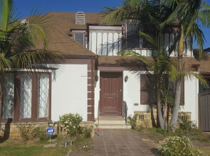 Great 2 Floor house in Beverly-wood