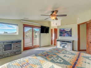 Panoramic Red Rock Views & Hot Tub: Sedona Retreat