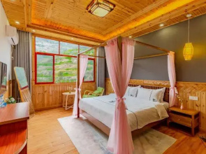 Huangling Impression Boutique Hostel