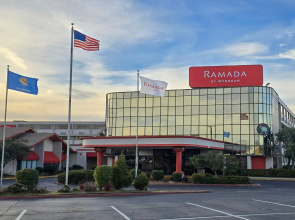 Ramada by Wyndham Tulsa Broken Arrow