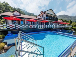 Jeongwon Beach Pension