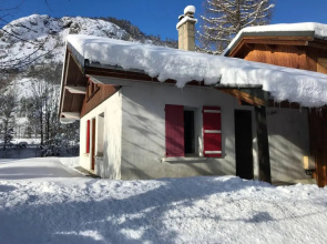 House with 5 Bedrooms in Valloire, with Wonderful Mountain View, Enclosed Garden And Wifi