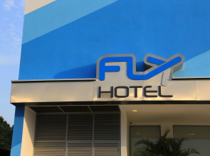 Fly Hotel