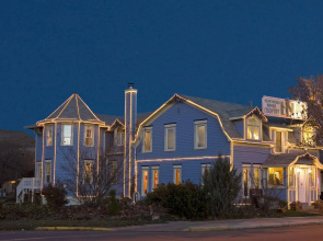 Heartwood Inn