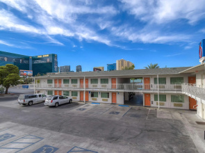 Studio 6 Suites Las Vegas, NV – Tropicana