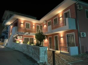 Anax Apartments