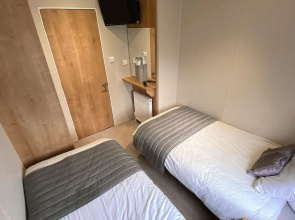 Meadow Lodge