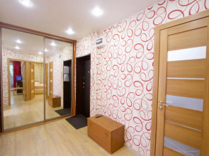 Left Bank on the st. Zheleznodorozhnikov, 21